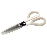 We R Memory Keepers 5" Precision Scissors Chisel Tip